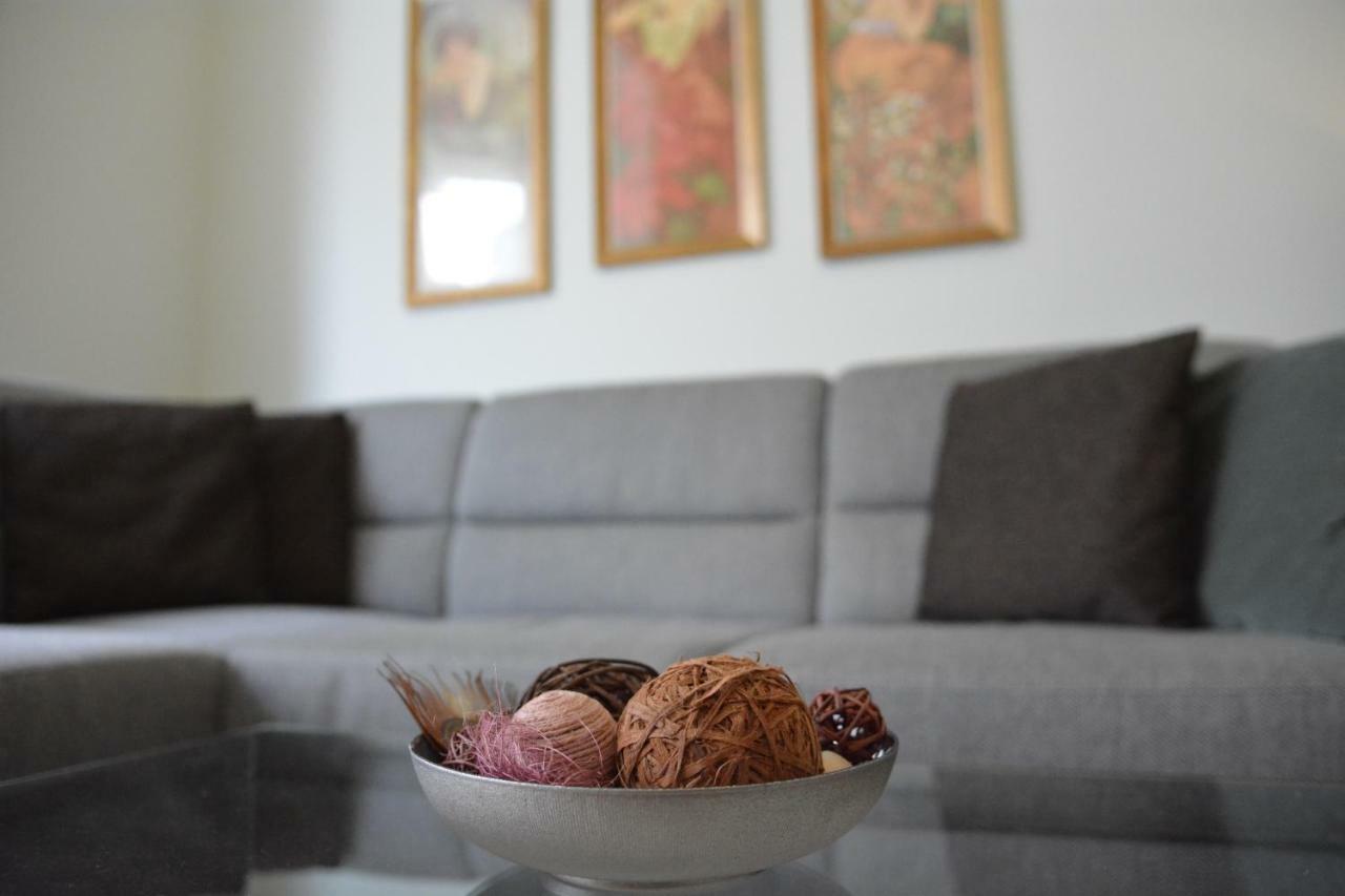 Apartment In The Heart Of Прага Екстериор снимка